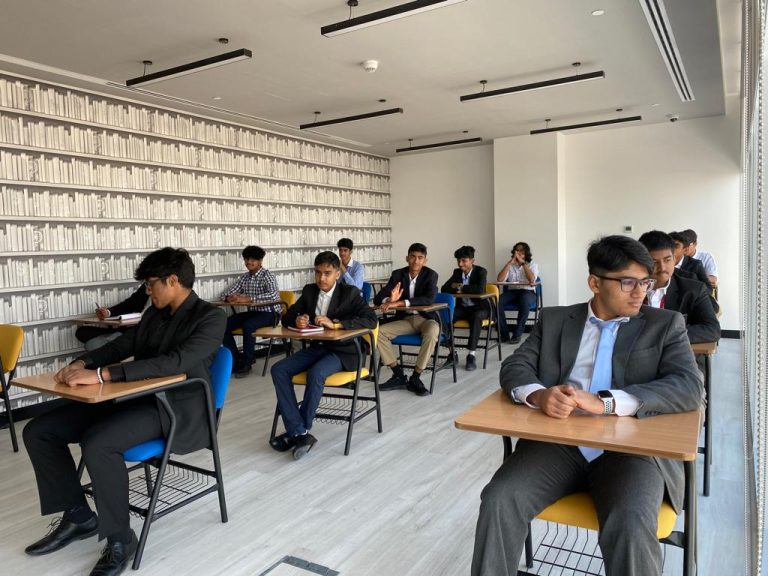 Aviation students learning in a classroom at Sarsan Aviation Academy